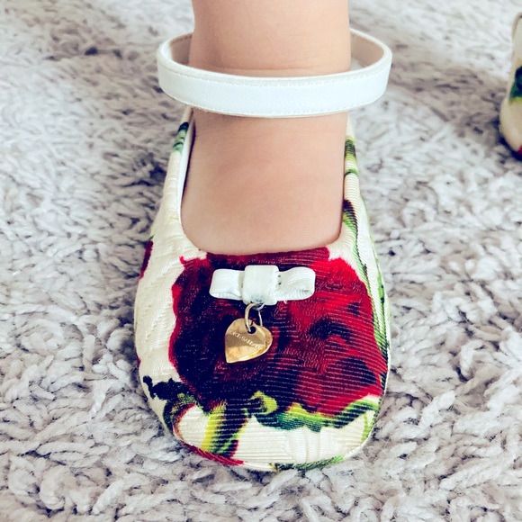 Dolce & Gabbana Rose Print Pre-Walkers - Picture 10 of 12